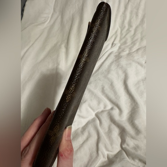 Authentic Vintage Louis Vuitton Sarah Monogram Wallet - Picture 8 of 12